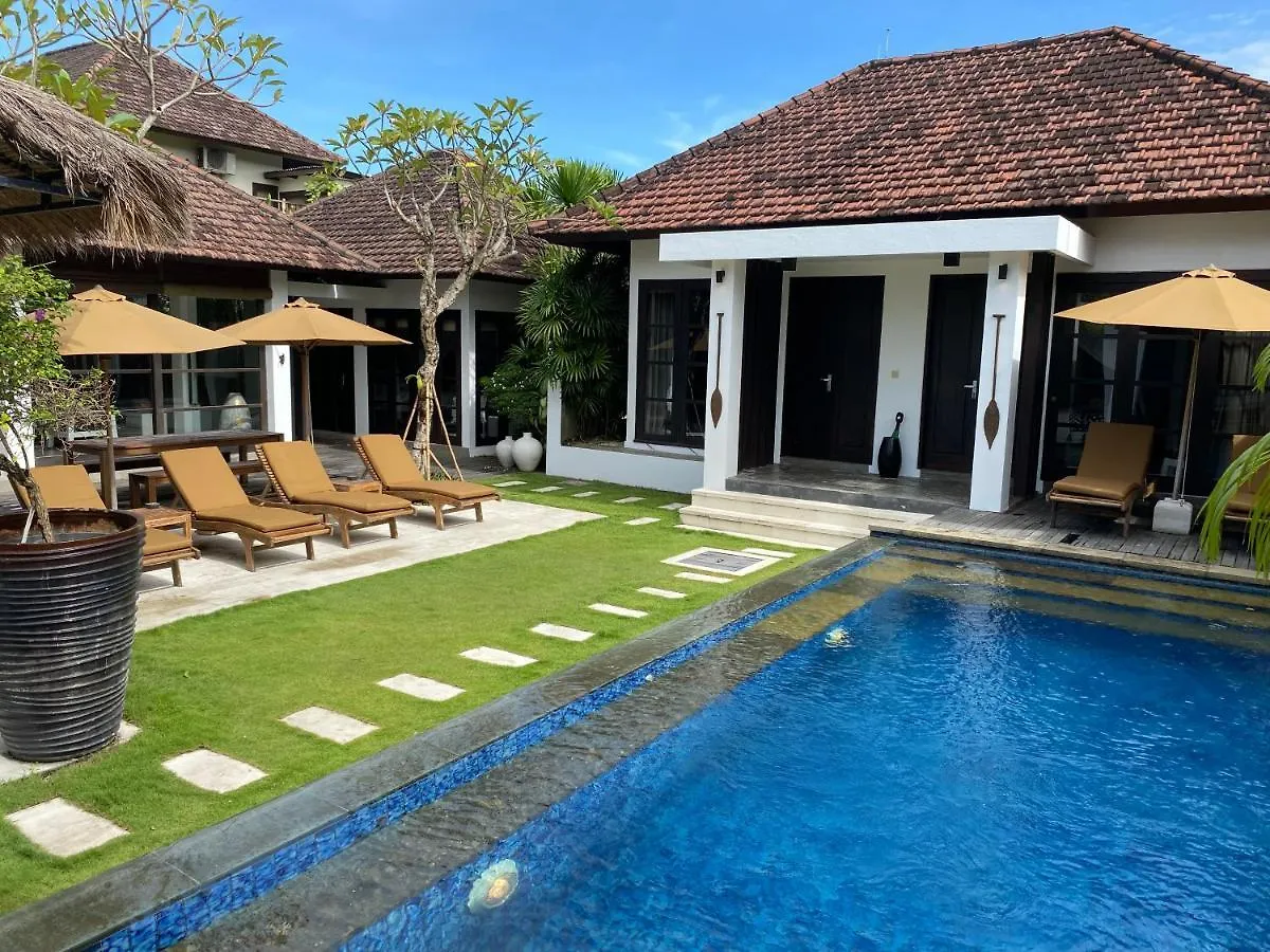 Lotus Luxury Villa Seminyak Indonesia