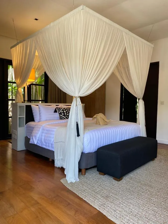 Lotus Luxury Villa Seminyak 0*, Seminyak (Bali)