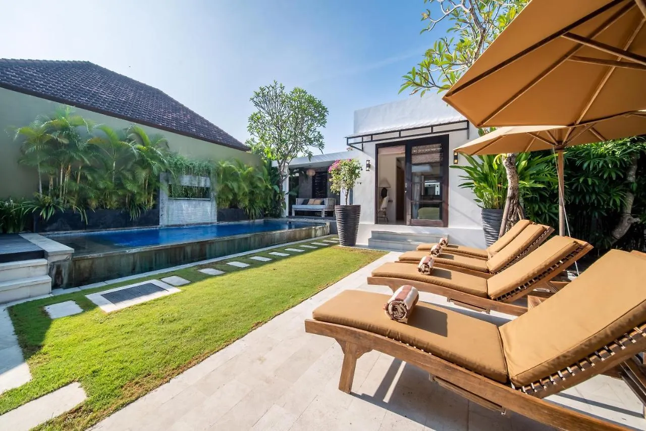 Lotus Luxury Villa Seminyak